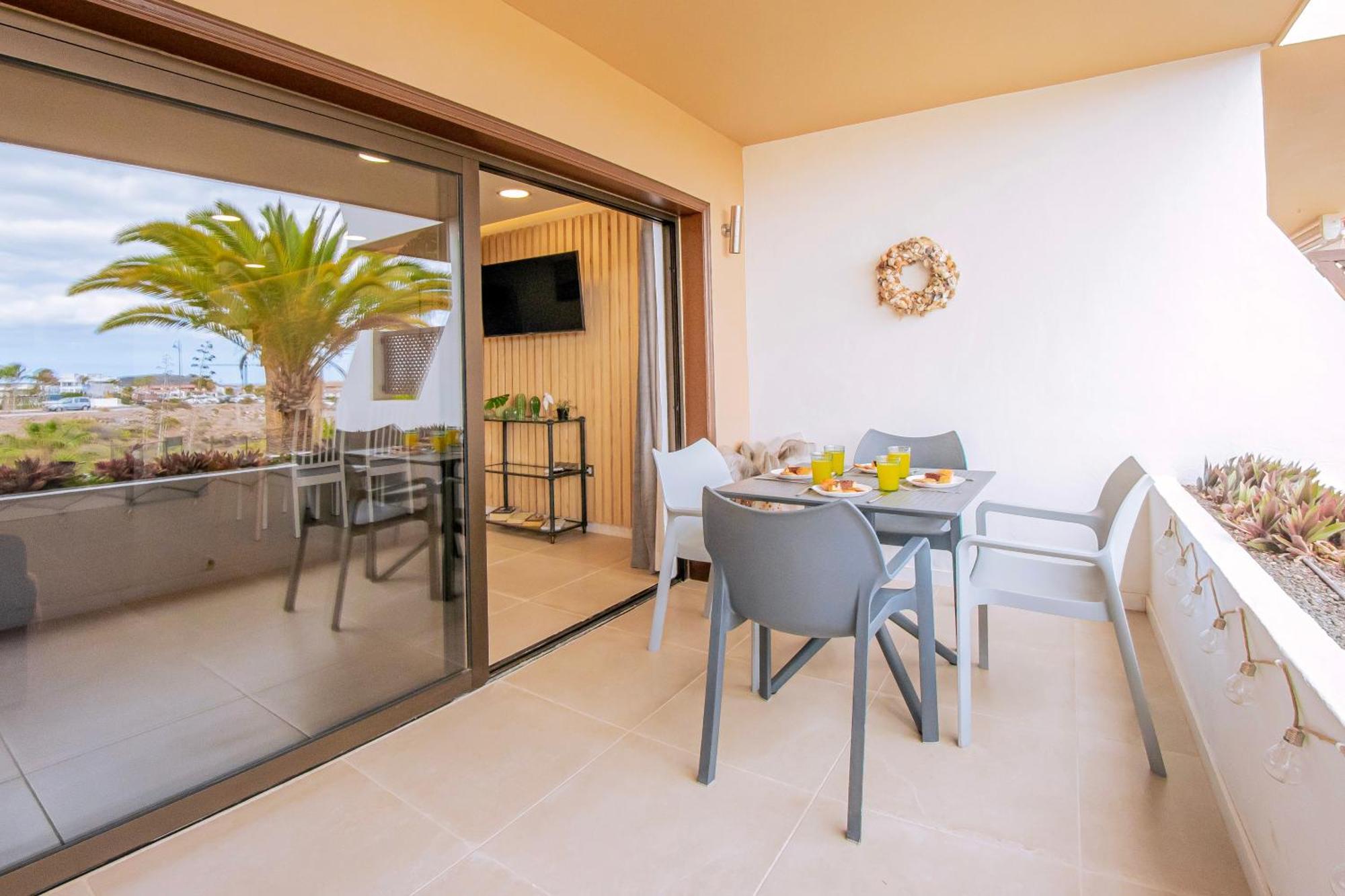 Newly Renovated, Luxurious Apartment With A Heated Pool, 259 Сан-Мігель-де-Абона Екстер'єр фото